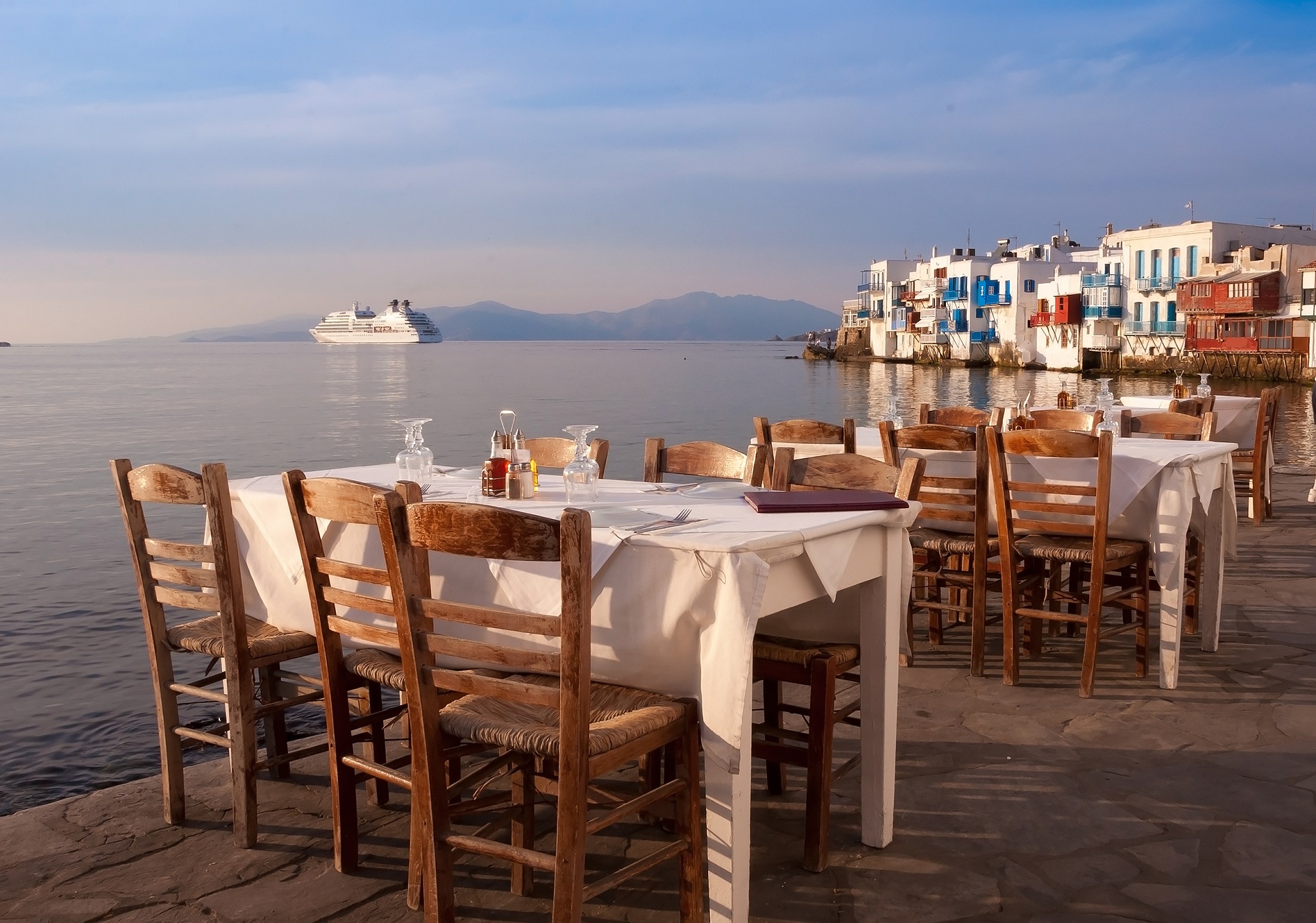 Restaurante en Little Venice en la isla de Mykonos en Grecia