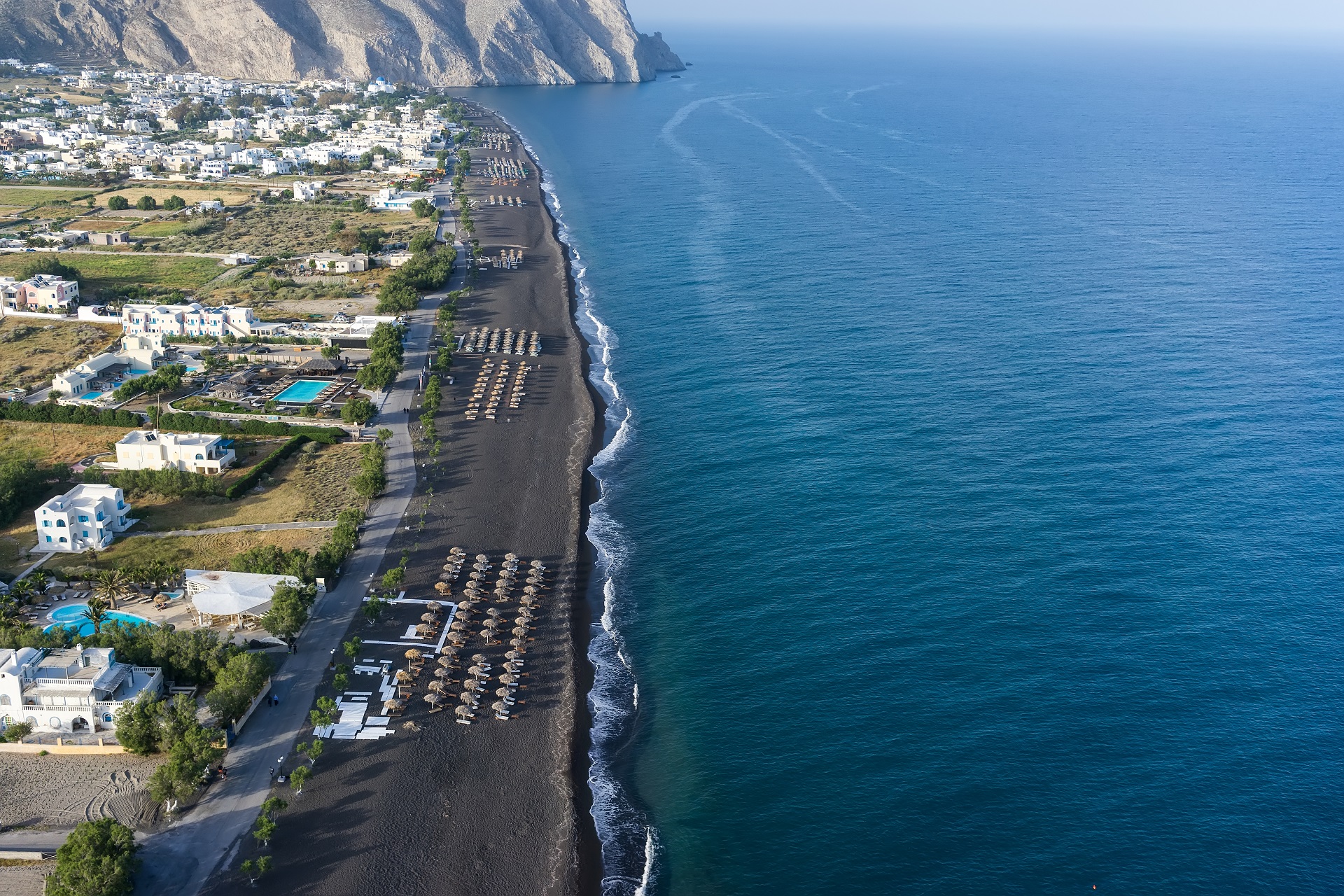 Playa de Perissa, Santorini