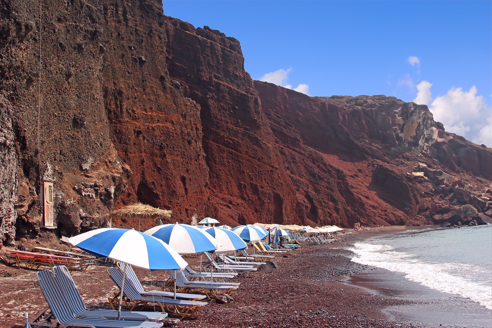 Plage rouge, Santorin, Grèce