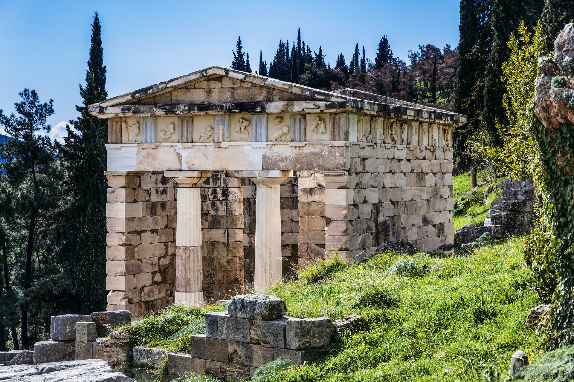 Delphi - Explore Greece - 003